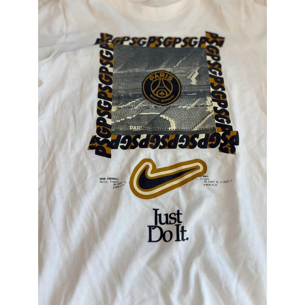 Nike Boys Paris Saint-Germain Soccer‎ T-Shirt Size Medium
